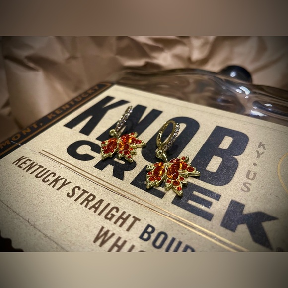 NWOT Autumn Leaves Earrings - Picture 3 of 3